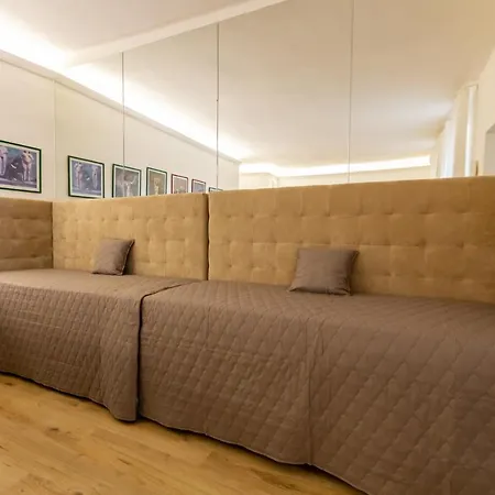 Palac Daun - Studio Apartments Znojmo Exterior photo