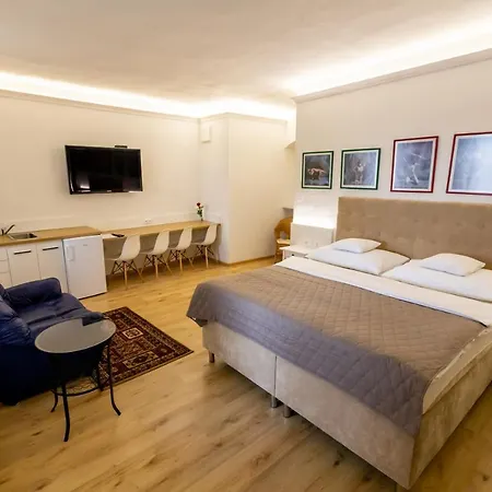 Palac Daun - Studio Apartments Znojmo Exterior photo