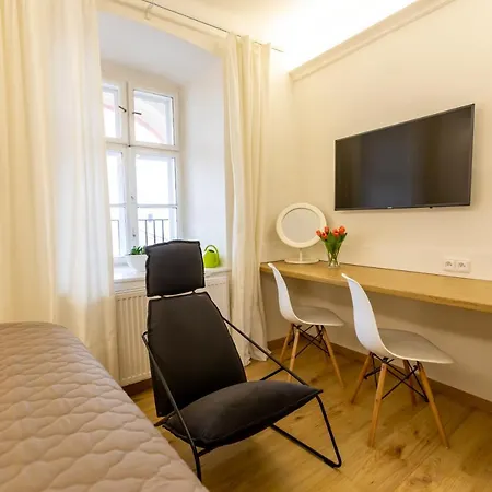 Palac Daun - Studio Apartments Znojmo Exterior photo