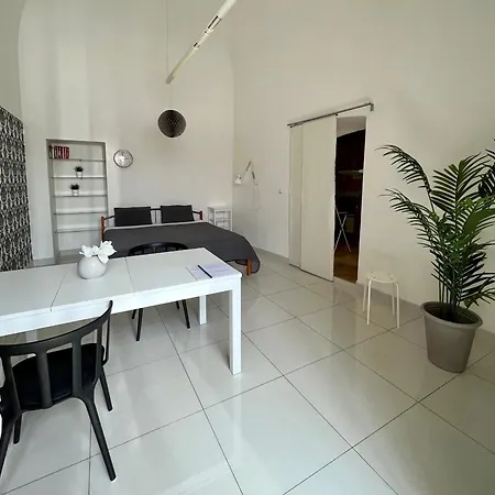 Palac Daun - Studio Apartments Znojmo Exterior photo