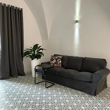 Palac Daun - Studio Apartments Znojmo Exterior photo