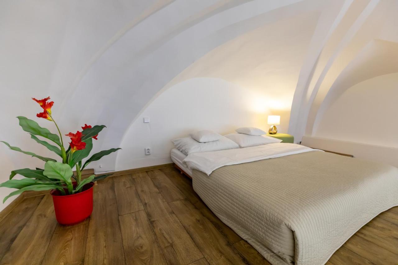Apartment Palac Daun - Studio Znojmo