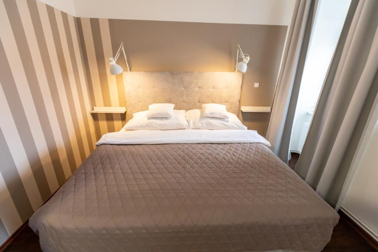 Palac Daun - Studio Apartment Znojmo