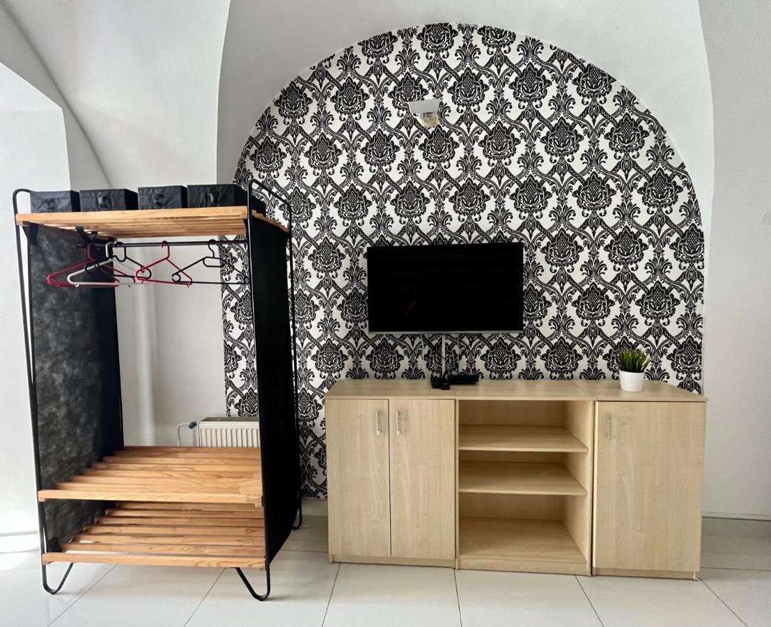 Palac Daun - Studio Apartment Znojmo