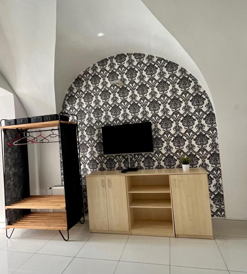 Palac Daun - Studio